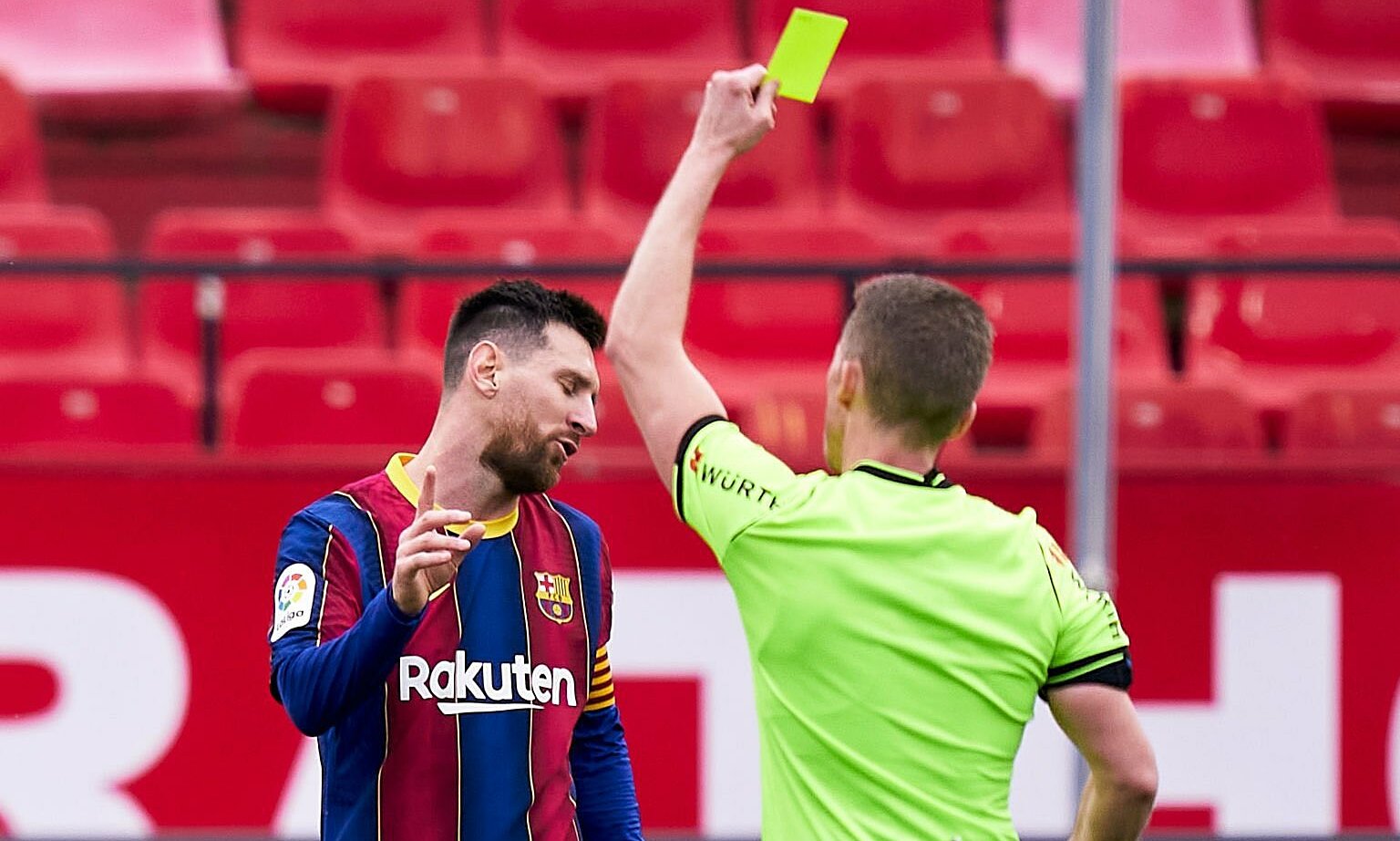 Thẻ Vàng Và Thẻ Đỏ Trong Bóng Đá là gì?